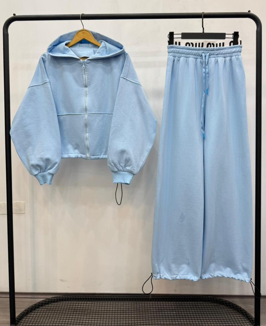 WhatsApp Image 2025-12-08 at 18.22.57